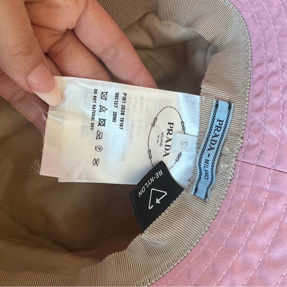 Authentic Prada nylon bucket hat in pink size S - Picture 6 of 8